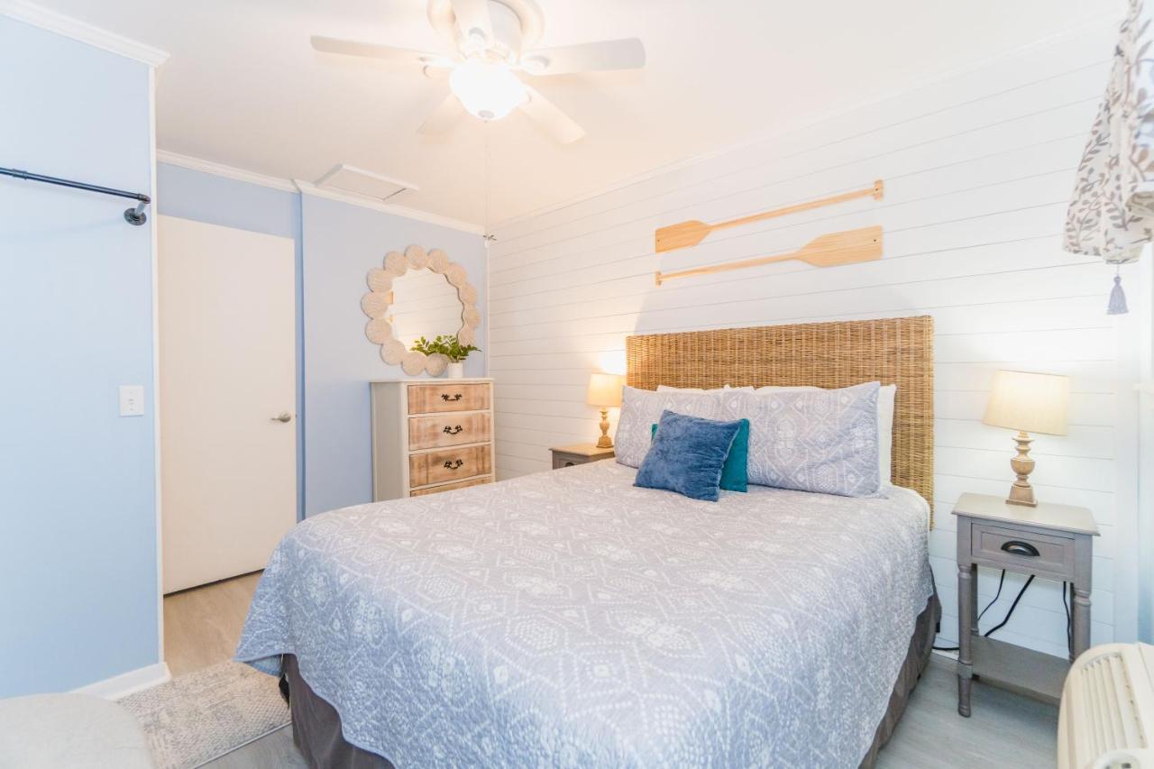 Stunning Views!!-Oceanfront Villa-Heated Pool-Private Balcony-Tiki Bar-Walk To Coligny Plaza Хилтон-Хед-Айленд Экстерьер фото